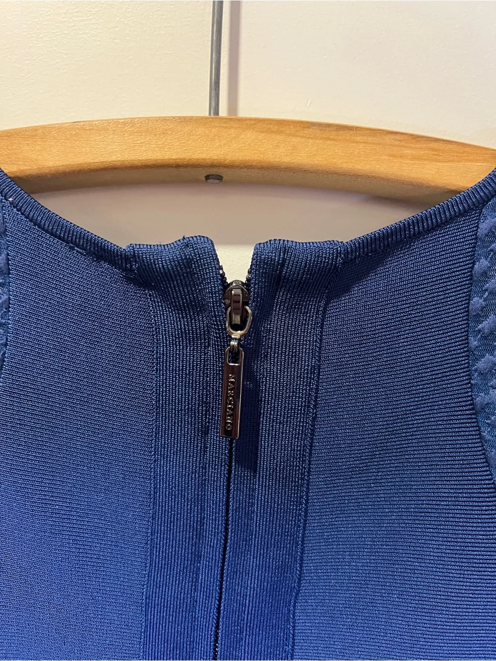 Marciano Royal Blue Textured Sleeveless Dress with Lace - size M - Picture 7 of 8